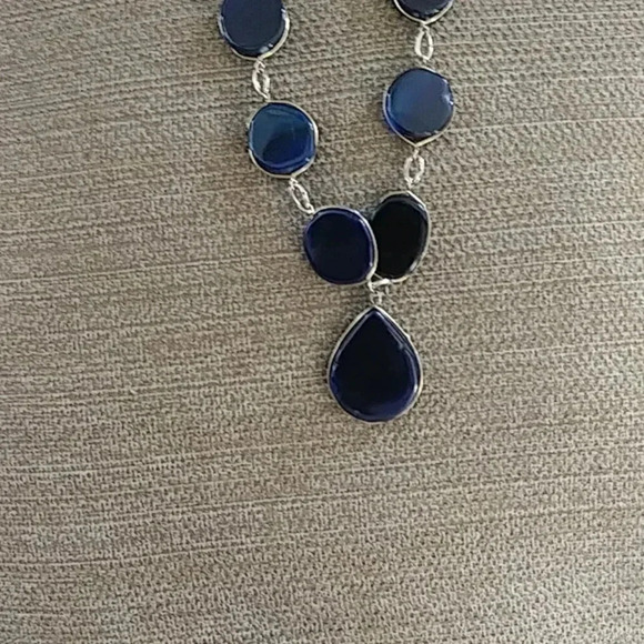 Necklace and Bracelet Set Blue - Picture 2 of 3